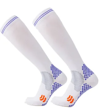Компрессионные носки для бега 20-30 мм рт. ст. Компрессионные носки для бега Подходят при отеках Диабете Варикозном расширении вен Перелете, восстановлении после беременности