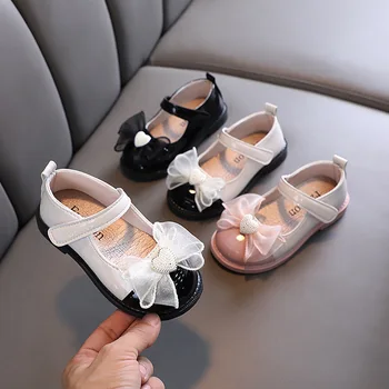 Демисезонные кожаные туфли для девочек с бантиком, расшитые бисером, милая принцесса, мягкие удобные детские туфли на плоской подошве, детская обувь